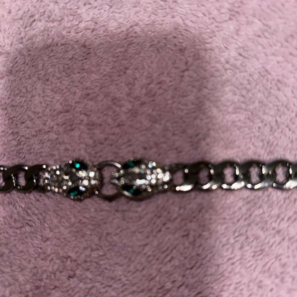 Snake choker chain